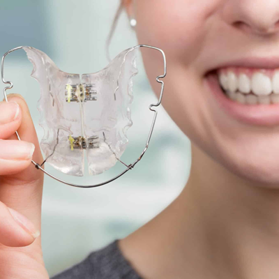 Best Teeth Retainers in Dubai | Dental Retainers